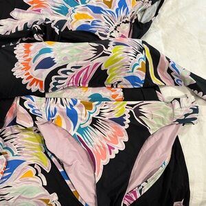 Trina Turk EUC cover up and bikini size 12 coverup size M
